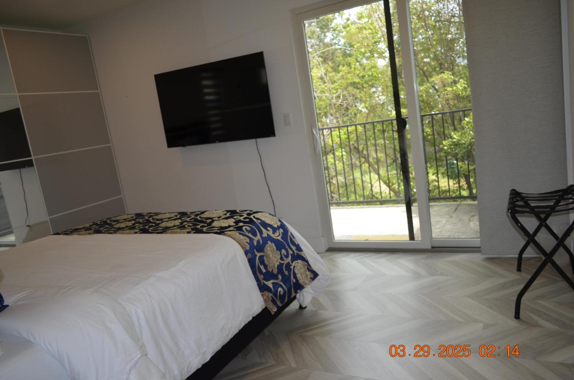 Dimond Abode Vacation Home #2 Oakland Dimond District Ngoại thất bức ảnh